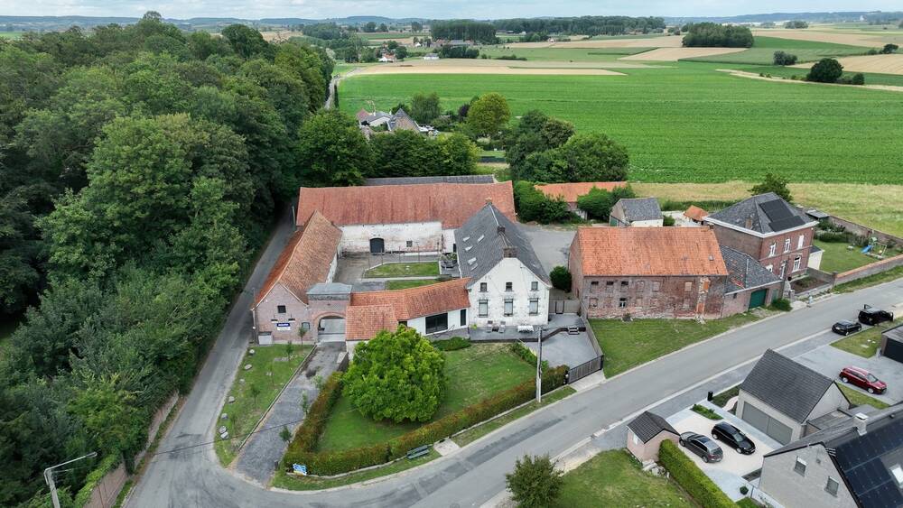 Maison à vendre à Celles 7760 650000.00€ 4 chambres 350.00m² - annonce 541986