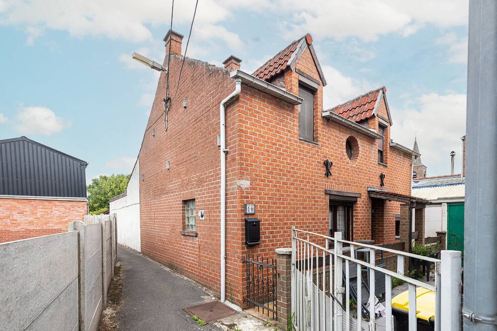 Maison à vendre à Hainin 7350 110000.00€ 2 chambres 110.00m² - annonce 542423