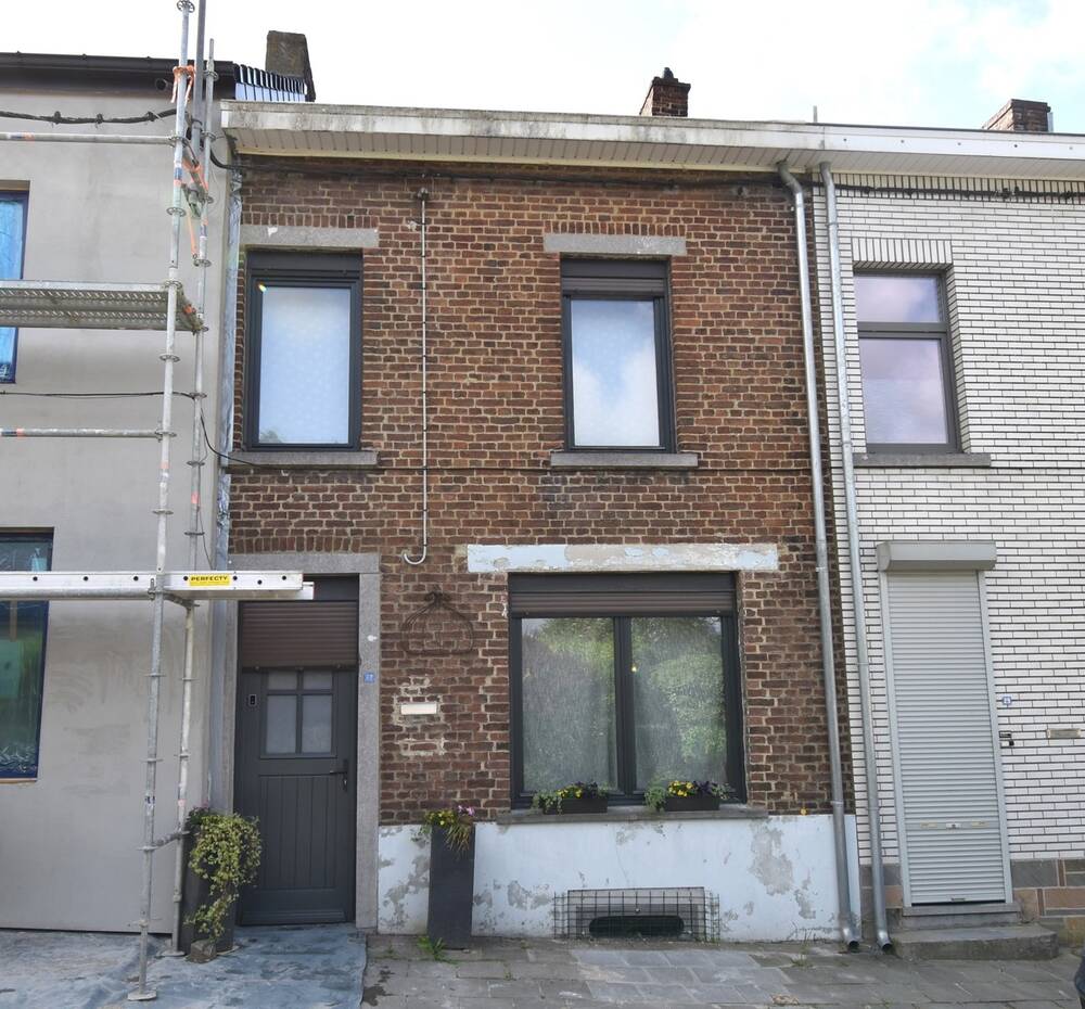 Maison à vendre à Forchies-la-Marche 6141 140000.00€ 3 chambres 130.00m² - annonce 542422
