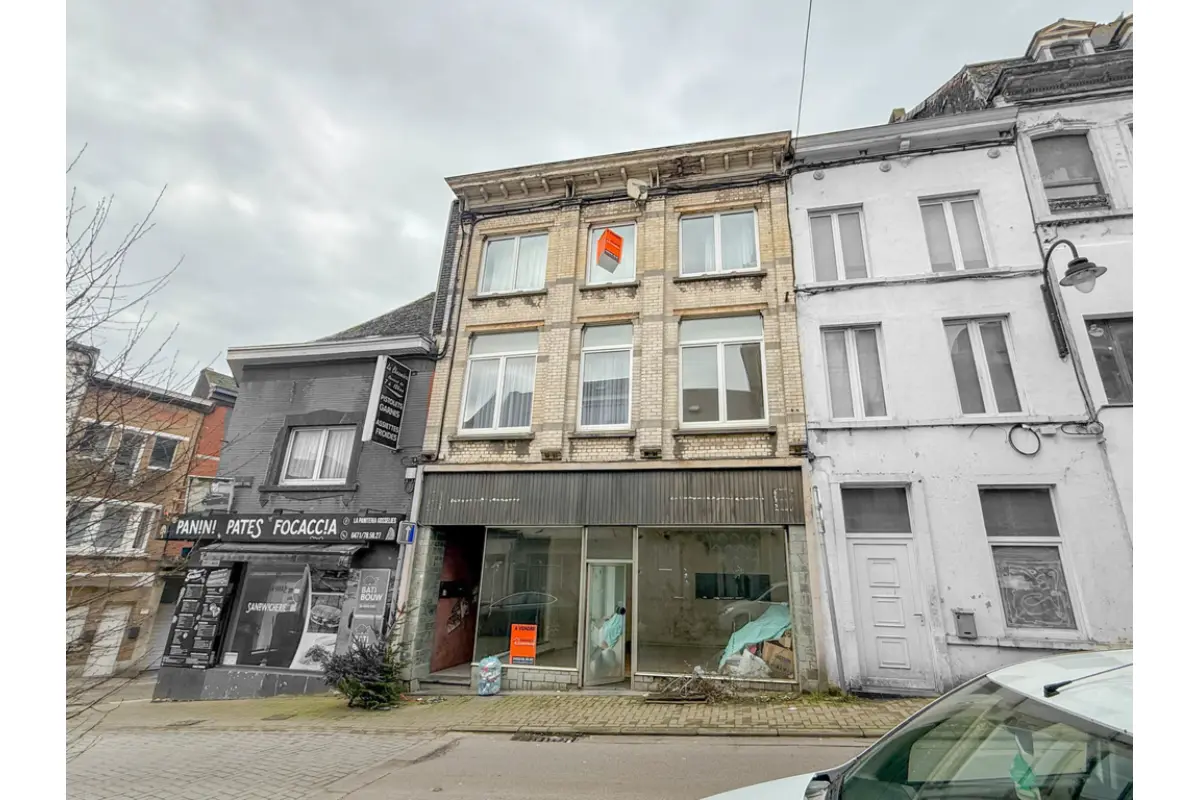 Commerce à vendre à Gosselies 6041 215000.00€ 4 chambres 190.00m² - annonce 543440