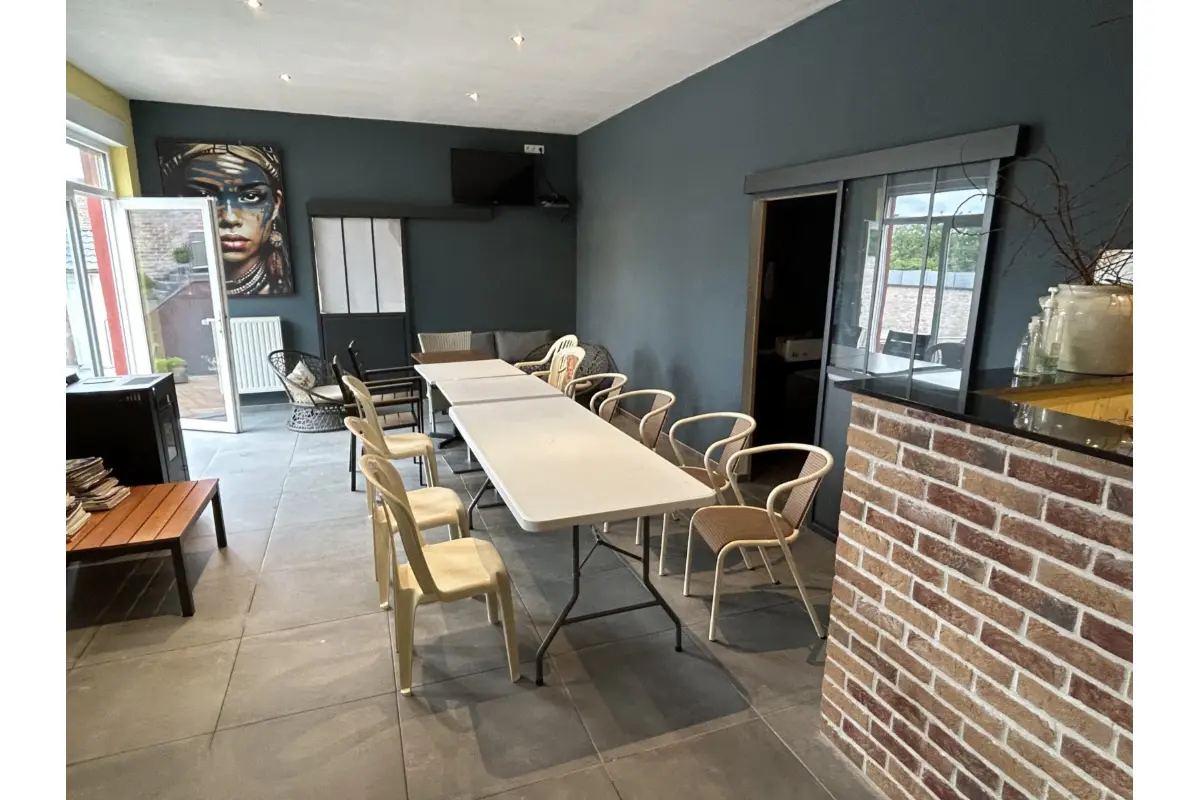 Maison à vendre à Péruwelz 7600 930000.00€ 3 chambres m² - annonce 543452