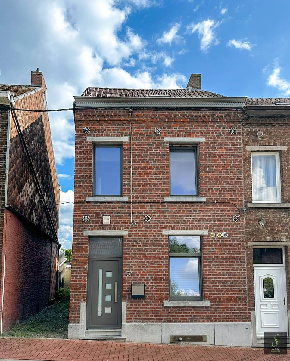 Maison à vendre à Houdeng-Aimeries 7110 275000.00€ 2 chambres 140.00m² - annonce 542968