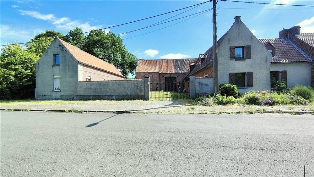Ferme à vendre à Froyennes 7503 449000.00€ 7 chambres m² - annonce 544084