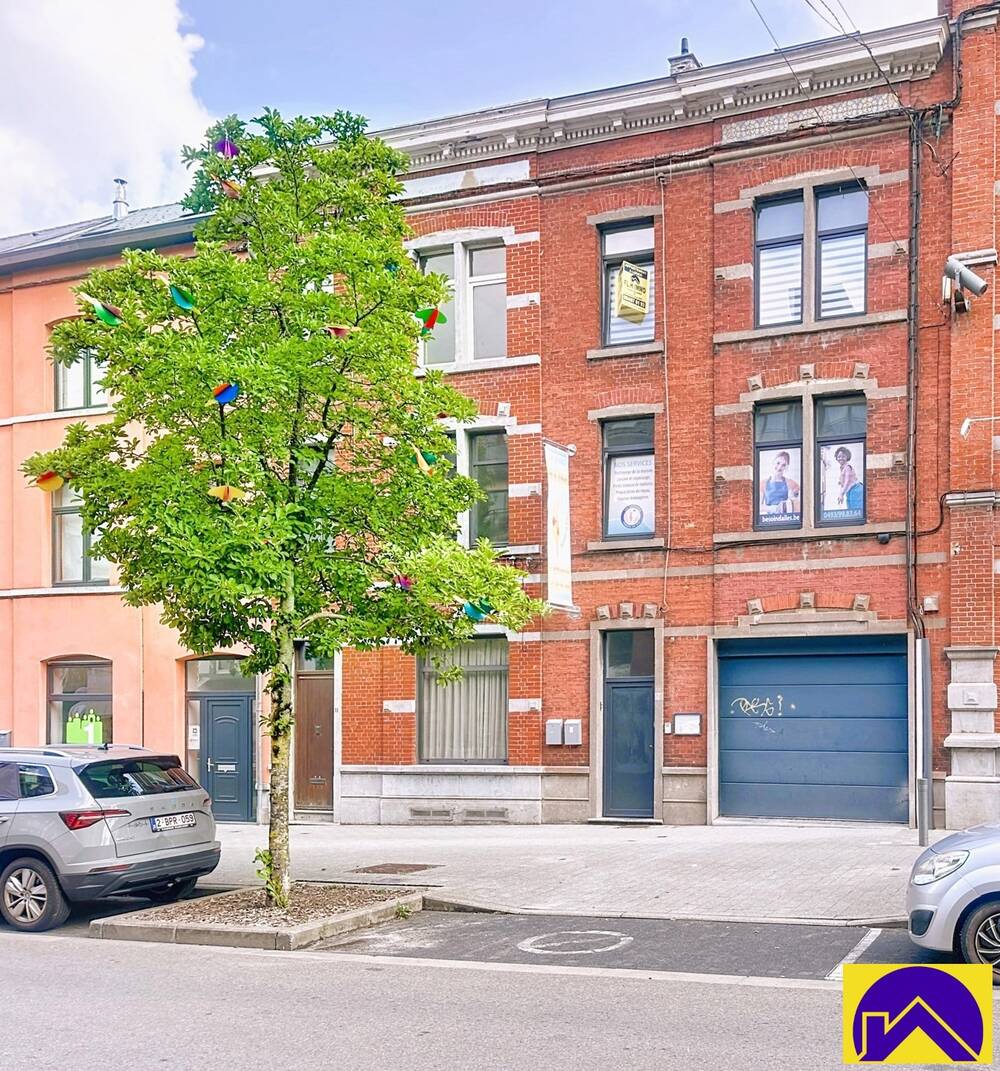 Duplex à louer à La Louvière 7100 800.00€ 3 chambres m² - annonce 544420