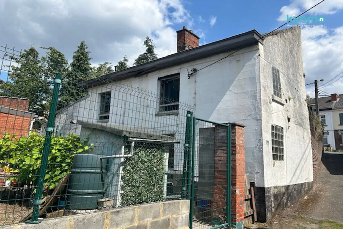 Maison à vendre à Lodelinsart 6042 49000.00€ 2 chambres 88.00m² - annonce 624702