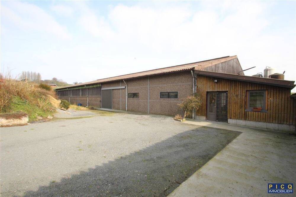 Ferme à vendre à Frasnes-lez-Buissenal 7911 265000.00€ 2 chambres m² - annonce 545576