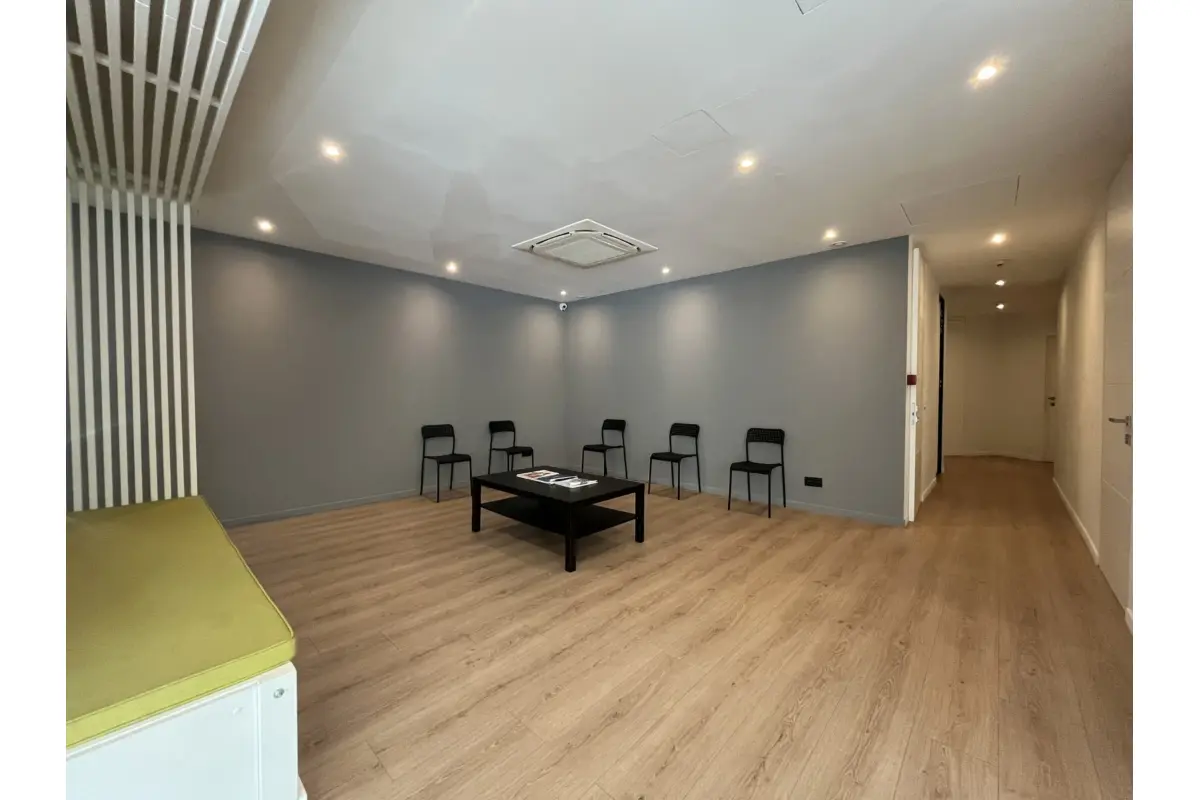 Commerce à louer à Jumet 6040 400.00€  chambres 17.00m² - annonce 546447