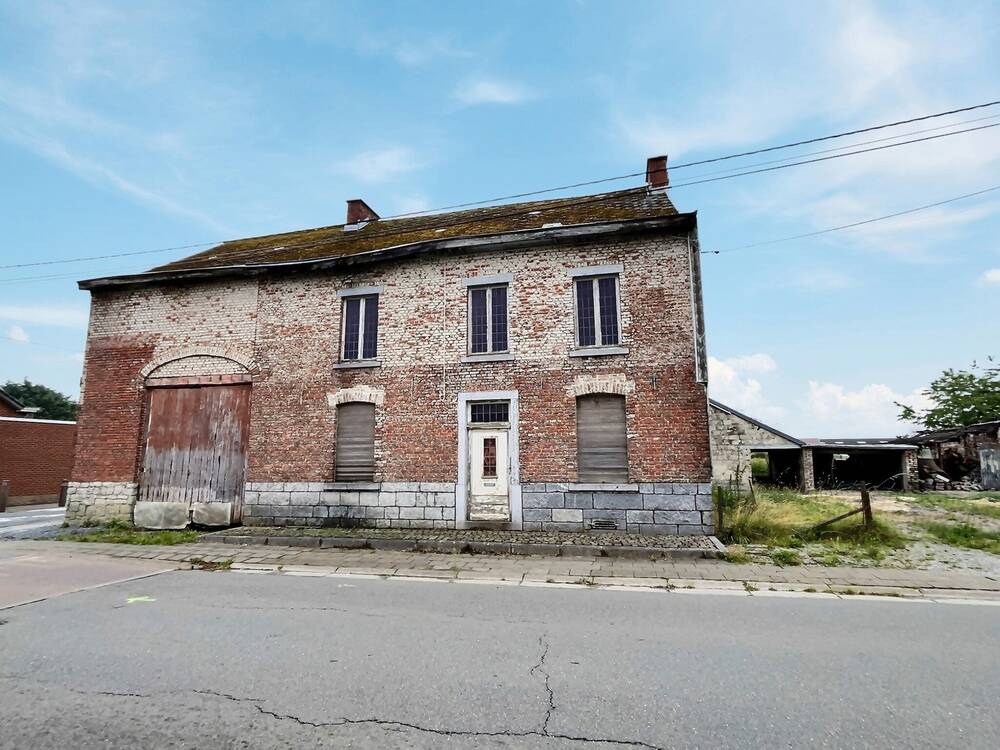 Bungalow à vendre à Ham-sur-Heure-Nalinnes 6120 99000.00€ 4 chambres m² - annonce 546401