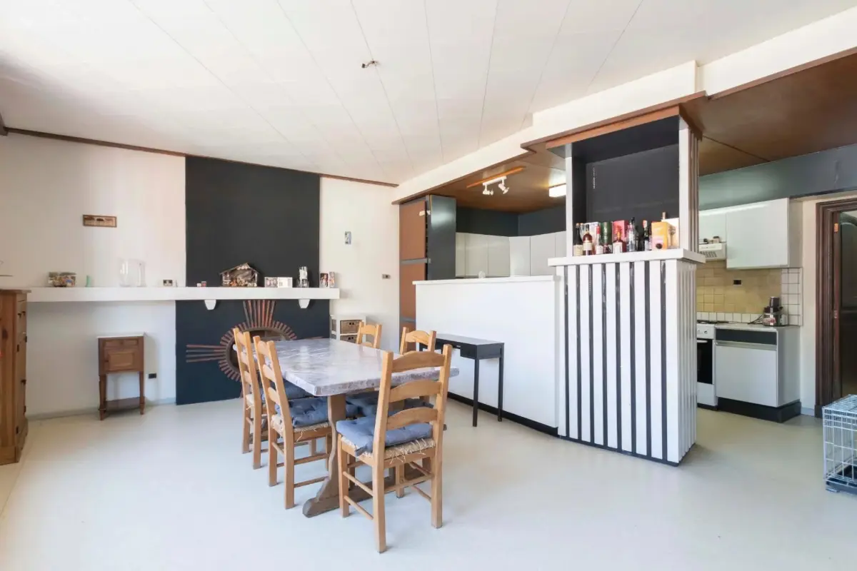 Immeuble de rapport - Immeuble à appartement à vendre à Fontaine-l'Evêque 6140 199000.00€  chambres 550.00m² - annonce 546611