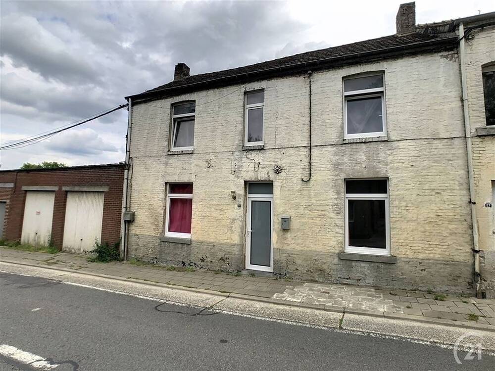 Maison à vendre à Chimay 6460 140000.00€ 3 chambres 143.00m² - annonce 547749