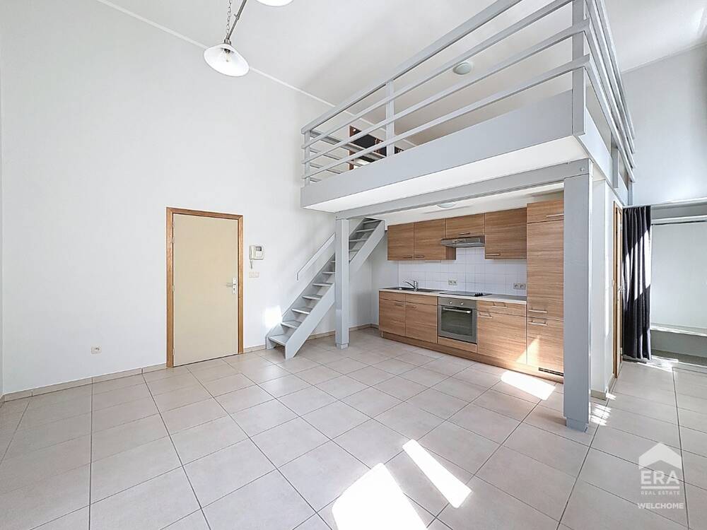 Studio à louer à Enghien 7850 725.00€ 0 chambres 58.00m² - annonce 548652