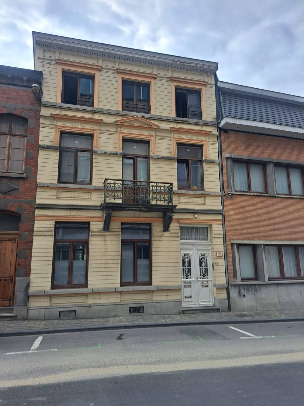 Appartement à louer à Mons 7000 630.00€ 1 chambres 75.00m² - annonce 550324