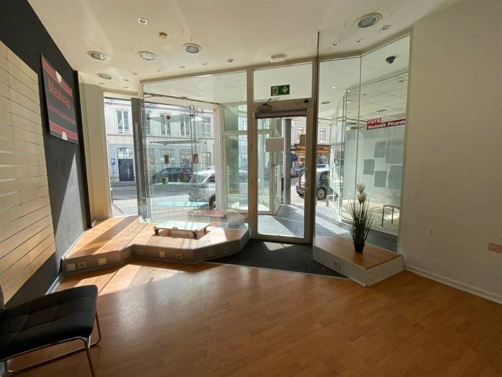 Immeuble de rapport - Immeuble à appartement à vendre à Péruwelz 7600 200000.00€ 4 chambres m² - annonce 550718