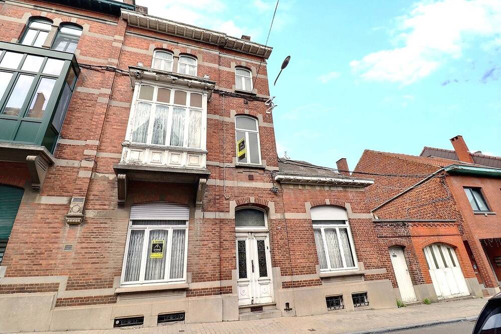 Maison de maître à vendre à Fontaine-l'Evêque 6140 135000.00€ 4 chambres 160.00m² - annonce 550898
