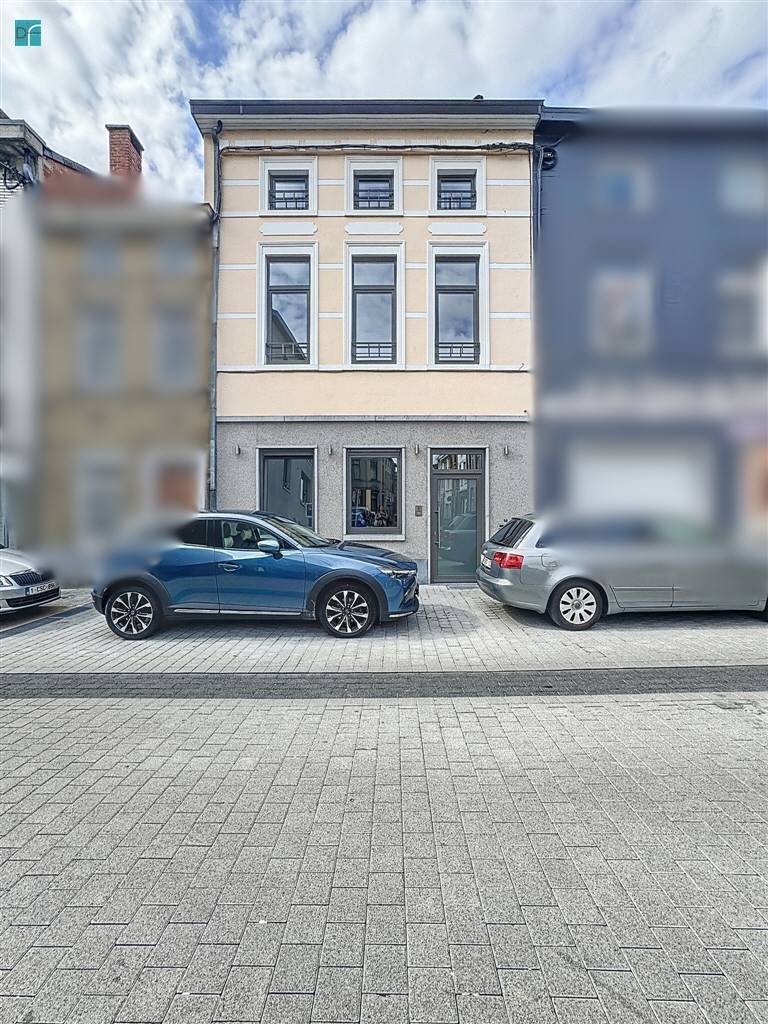 Maison à louer à Fleurus 6220 1950.00€ 5 chambres 200.00m² - annonce 551104