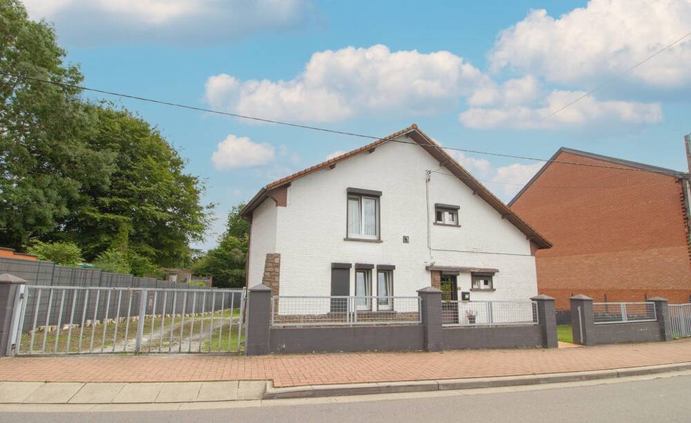 Villa à vendre à Châtelineau 6200 159000.00€ 3 chambres 100.00m² - annonce 551735