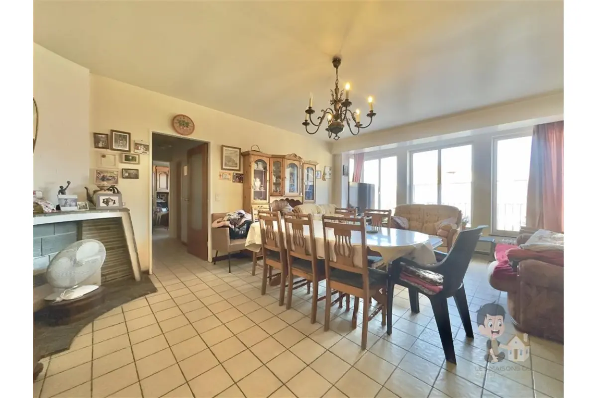 Appartement à vendre à Châtelet 6200 99900.00€ 3 chambres 97.00m² - annonce 551569