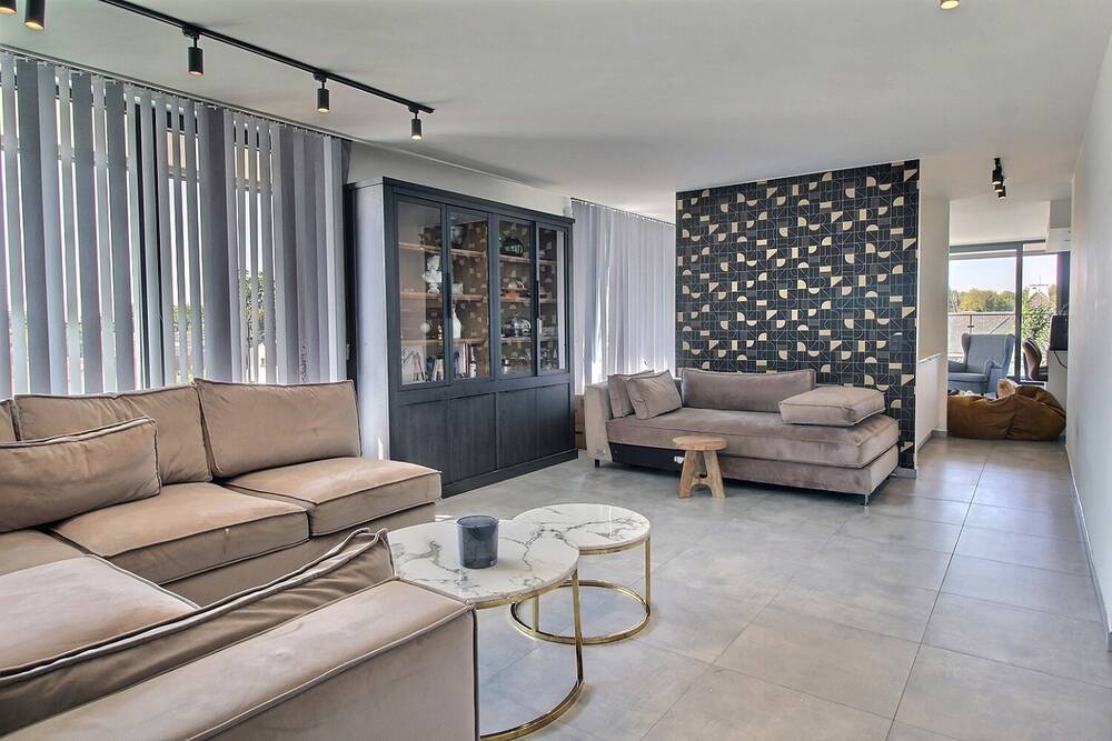 Appartement à louer à Loverval 6280 2200.00€ 3 chambres 208.00m² - annonce 552763