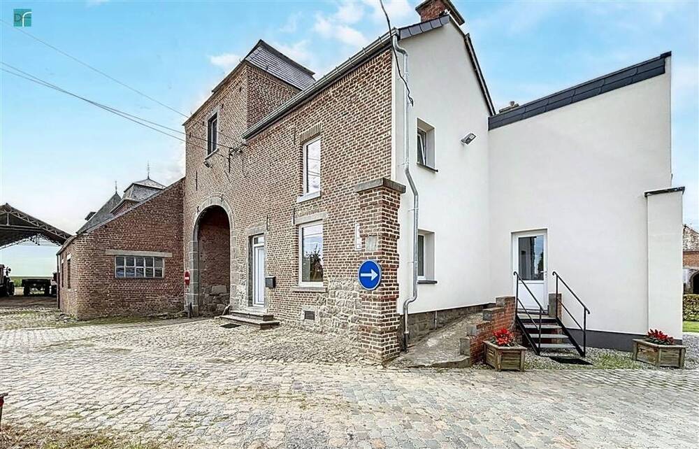 Maison à louer à Saint-Amand 6221 1100.00€ 3 chambres 110.00m² - annonce 552522