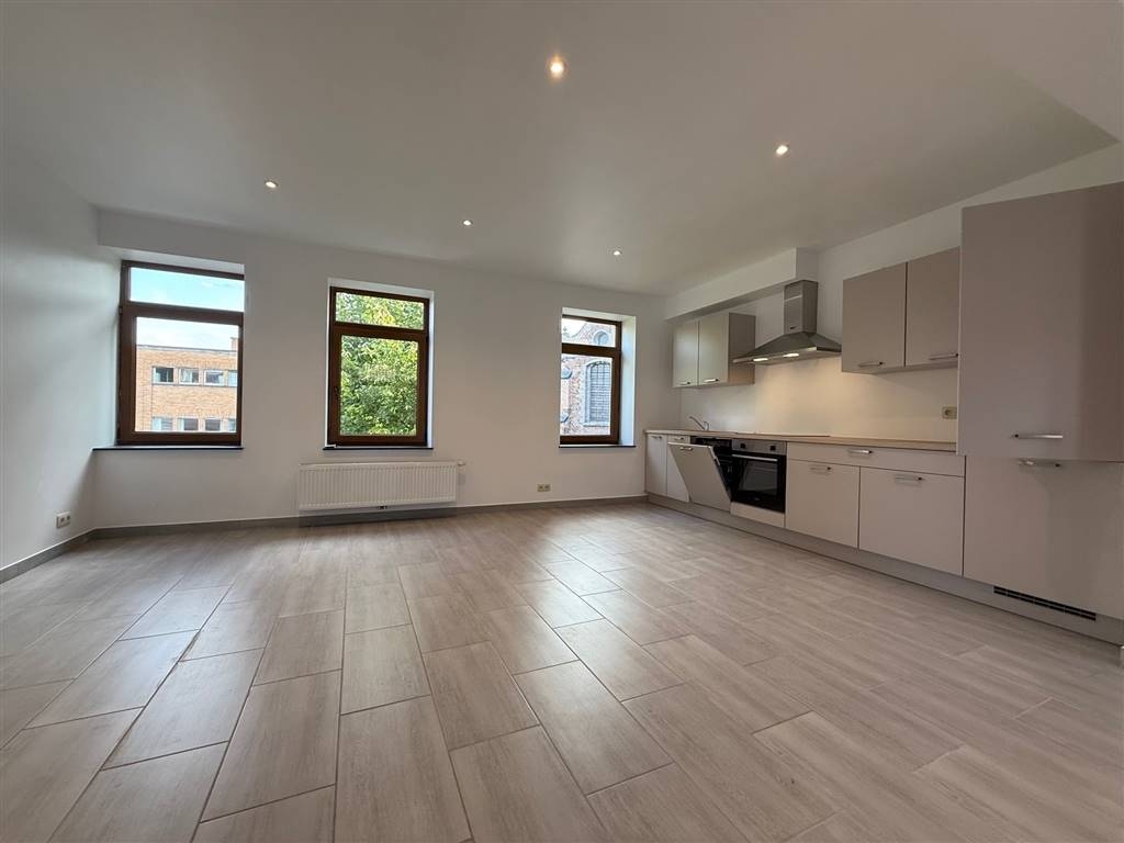 Appartement à louer à Leuze-en-Hainaut 7900 750.00€ 2 chambres 85.00m² - annonce 552608