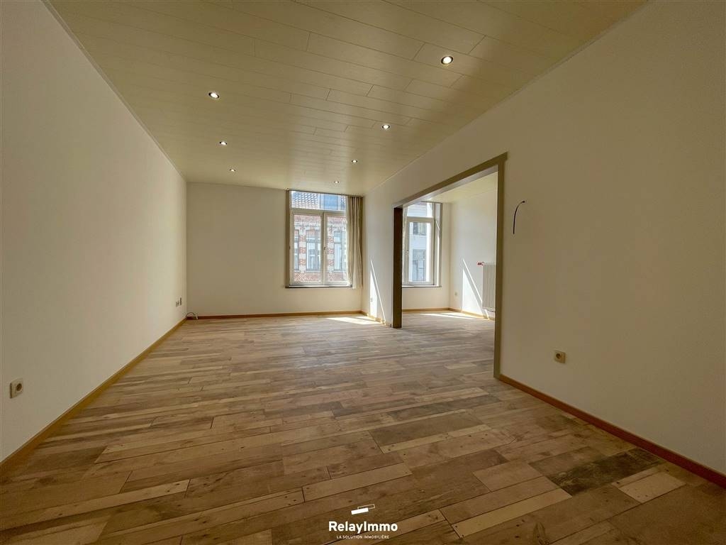 Appartement à louer à Tournai 7500 575.00€ 1 chambres 69.00m² - annonce 552403
