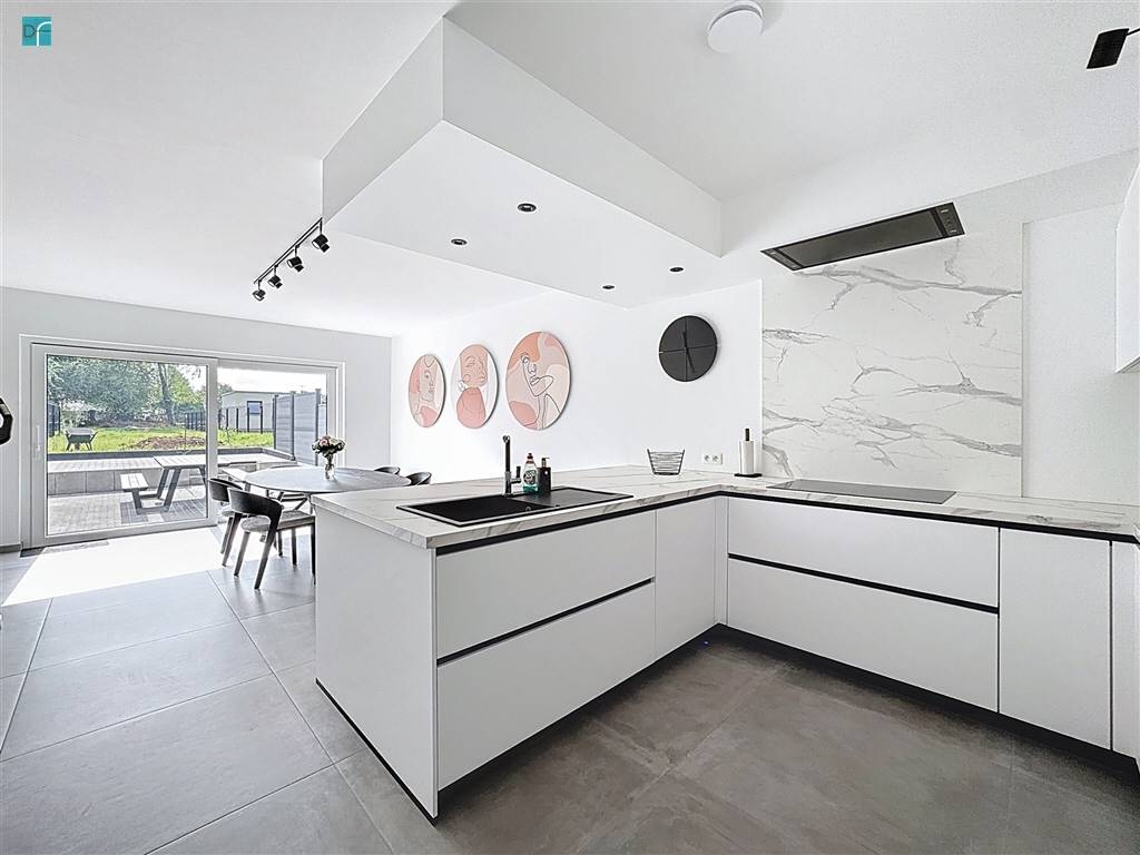 Maison à vendre à Lambusart 6220 355000.00€ 3 chambres 200.00m² - annonce 552527