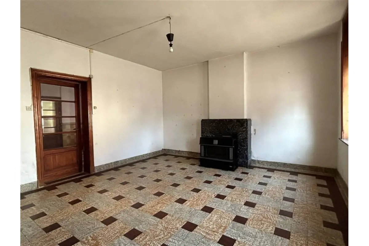 Maison à vendre à Wiers 7608 75000.00€ 3 chambres 165.00m² - annonce 552301