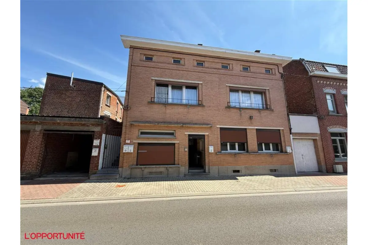 Maison à vendre à Trazegnies 6183 499000.00€ 7 chambres 510.00m² - annonce 552714