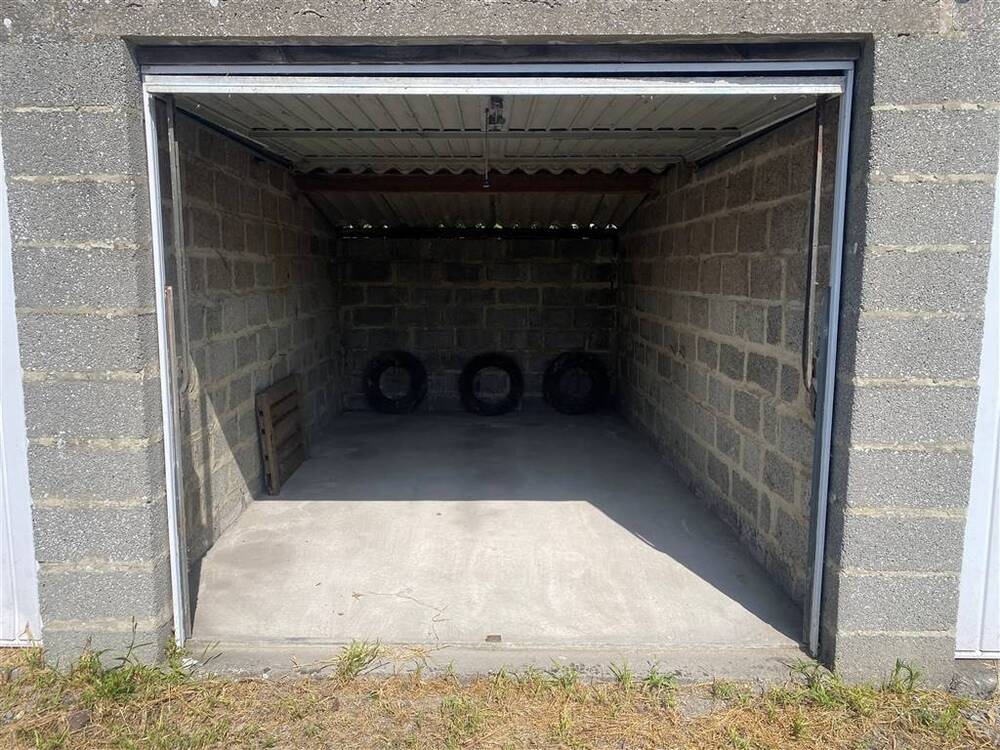 Parking / garage à louer à Tournai 7500 60.00€ chambres m² - annonce 552304