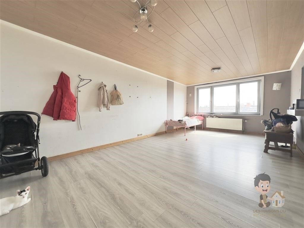 Appartement à à Dampremy 6020 142500.00€ 2 chambres 93.00m² - annonce 553131