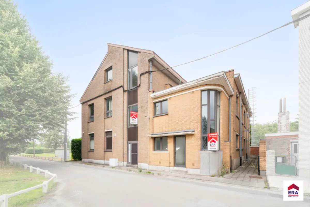 Autre à vendre à Erquelinnes 6560 480000.00€ 0 chambres 1056.00m² - annonce 555880