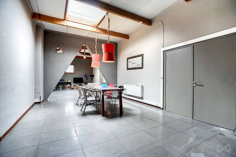 Maison à à Jemappes 7012 175000.00€ 5 chambres 205.00m² - annonce 554861