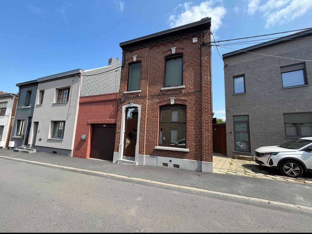 Maison à vendre à Couillet 6010 210000.00€ 2 chambres 189.00m² - annonce 554328