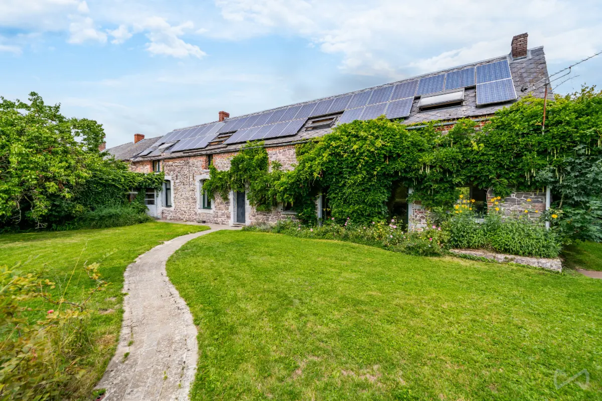 Maison à vendre à Sars-la-Buissière 6542 347000.00€ 4 chambres 333.00m² - annonce 554871