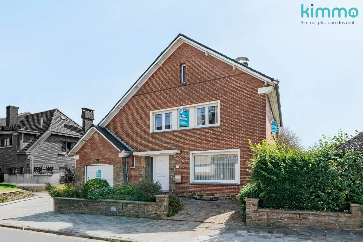 Villa à vendre à Couillet 6010 230000.00€ 4 chambres 321.00m² - annonce 556293