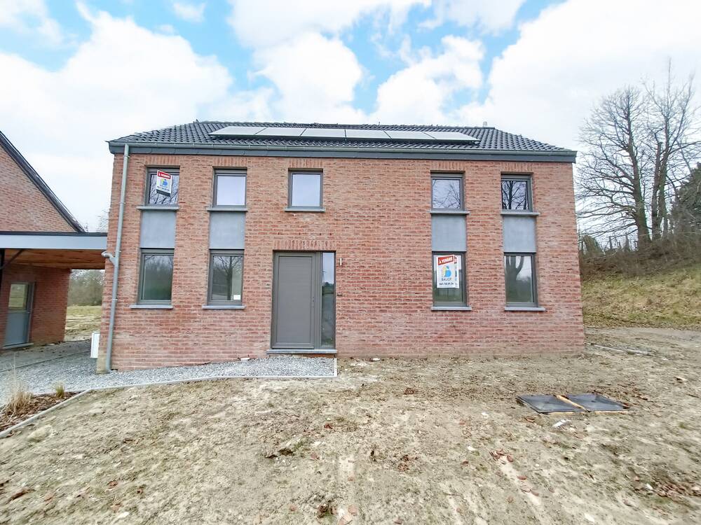 Villa à vendre à Ham-sur-Heure-Nalinnes 6120 395000.00€ 3 chambres 157.00m² - annonce 557372