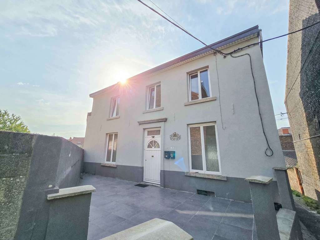 Maison à à Lodelinsart 6042 115000.00€ 2 chambres 80.00m² - annonce 556925