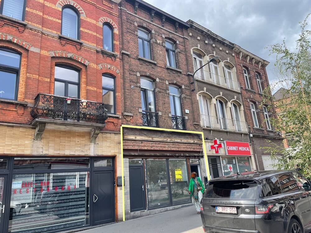 Commerce à louer à Charleroi 6000 1100.00€ chambres 80.00m² - annonce 558327
