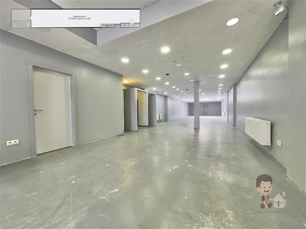 Commerce à à Châtelineau 6200 160000.00€ 3 chambres m² - annonce 557728