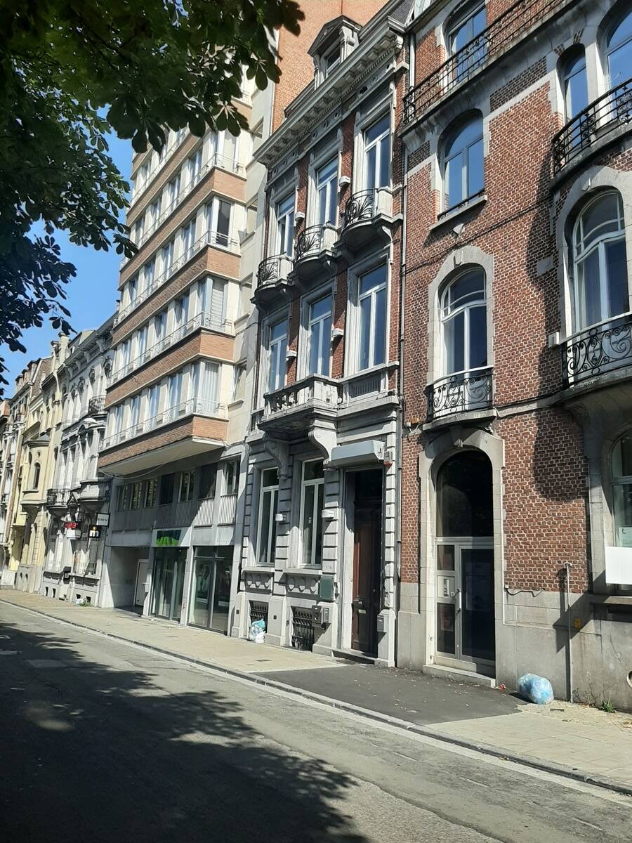 Appartement à louer à Charleroi 6000 595.00€ 1 chambres 68.00m² - annonce 558471