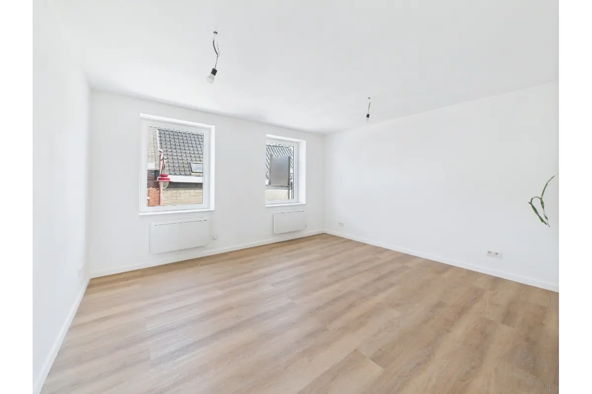 Appartement à vendre à Leuze-en-Hainaut 7900 139000.00€ 1 chambres 60.00m² - annonce 558324