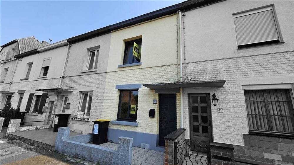 Maison à à Quiévrain 7380 120000.00€ 2 chambres 118.00m² - annonce 557741