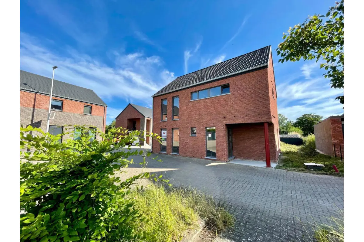 Maison à vendre à Thuin 6530 260000.00€ 3 chambres 120.00m² - annonce 559166