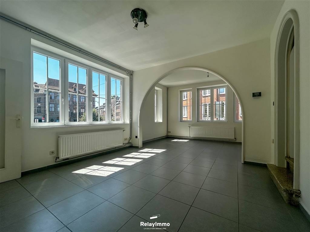 Appartement à à Tournai 7500 750.00€ 2 chambres 90.00m² - annonce 559423