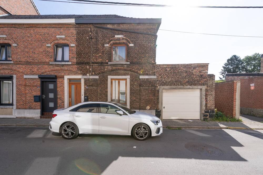 Maison à vendre à Châtelet 6200 110000.00€ 2 chambres 128.00m² - annonce 560025