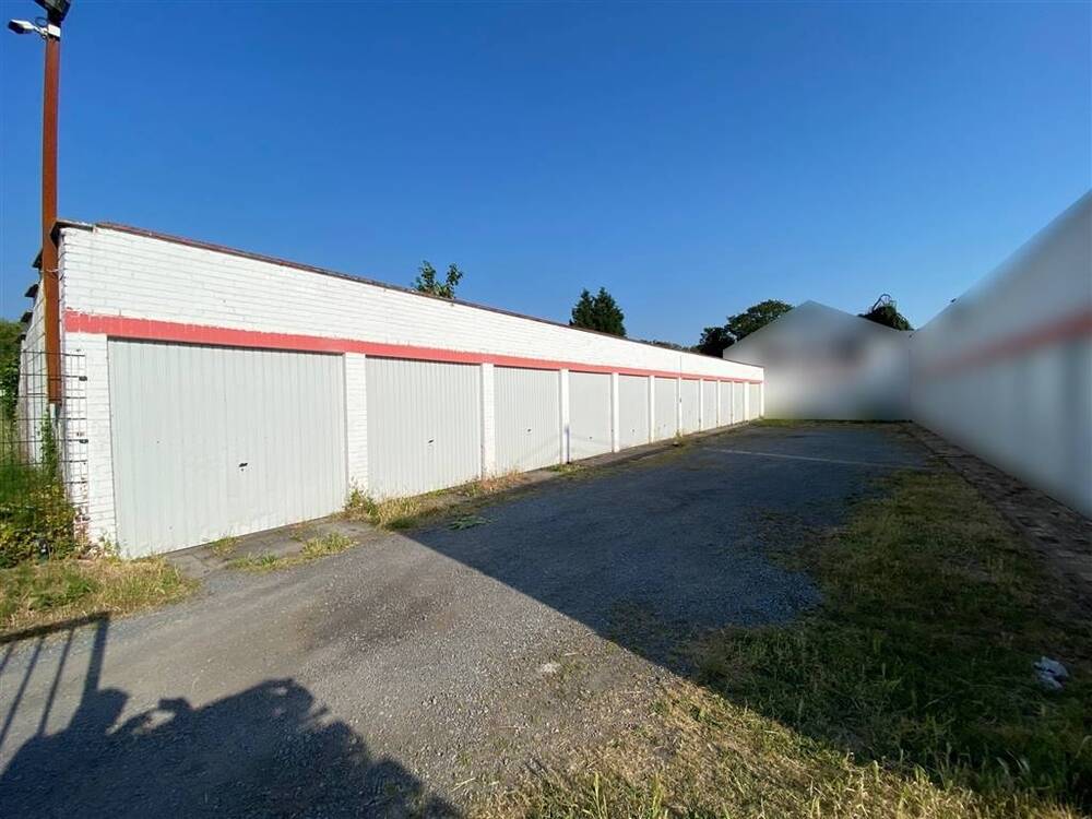 Parking à vendre à Péruwelz 7600 165000.00€ chambres m² - annonce 559789