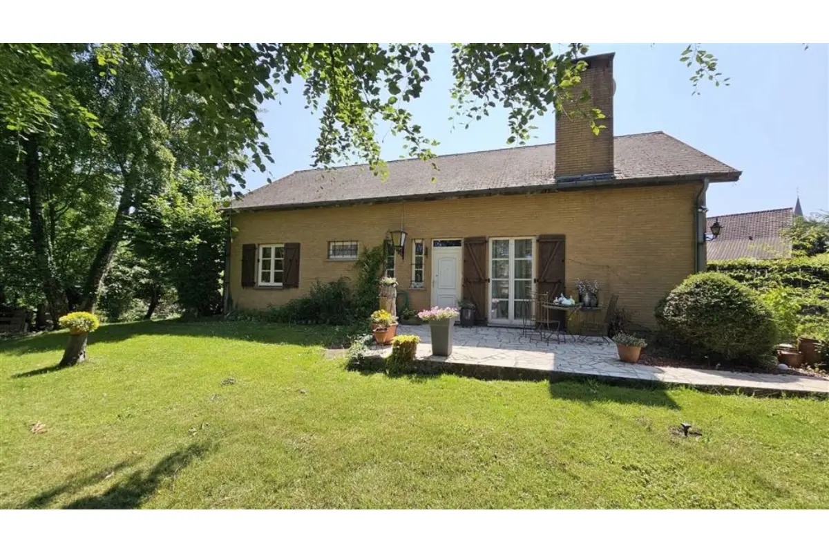 Maison à vendre à Fayt-le-Franc 7387 295000.00€ 4 chambres 203.00m² - annonce 560629