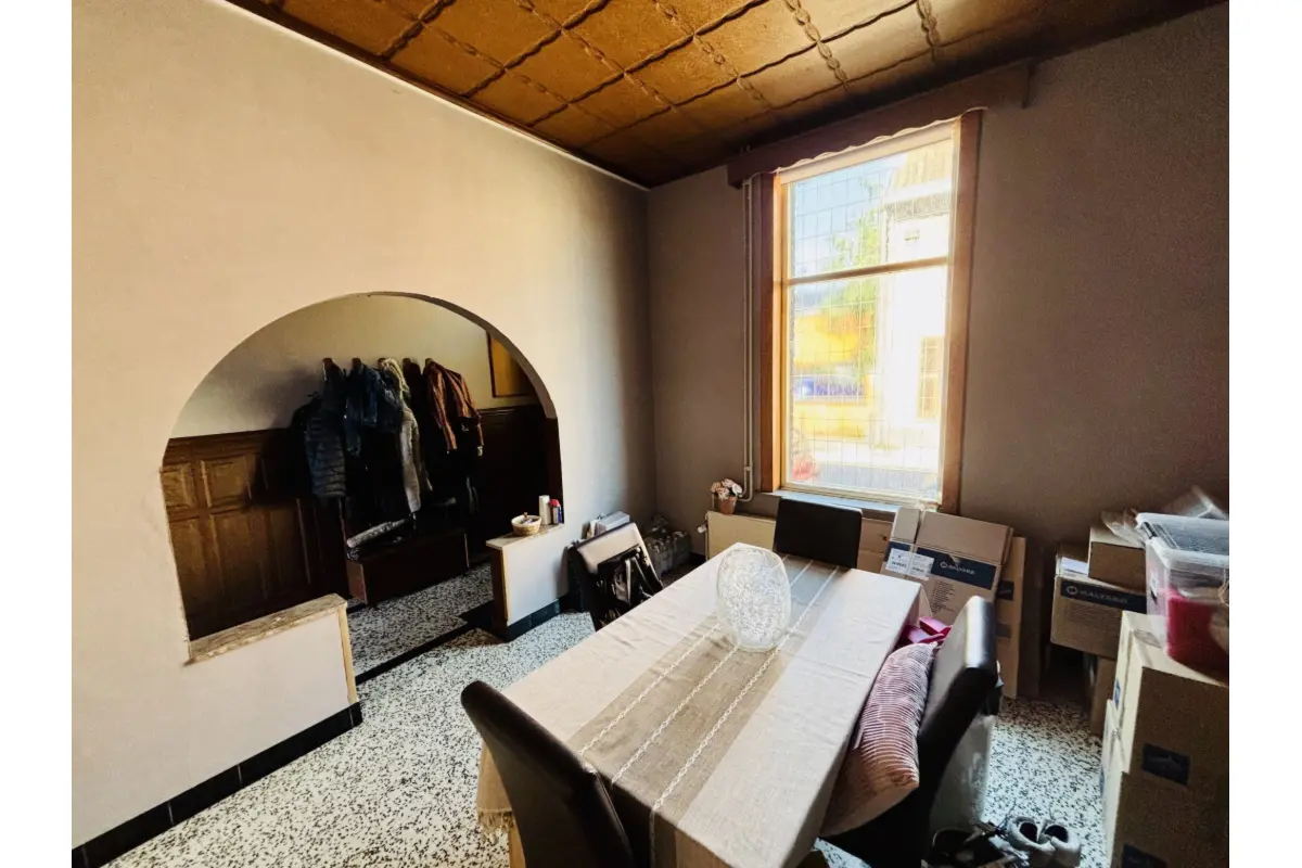 Maison à vendre à Strépy-Bracquegnies 7110 135000.00€ 2 chambres 126.00m² - annonce 561342