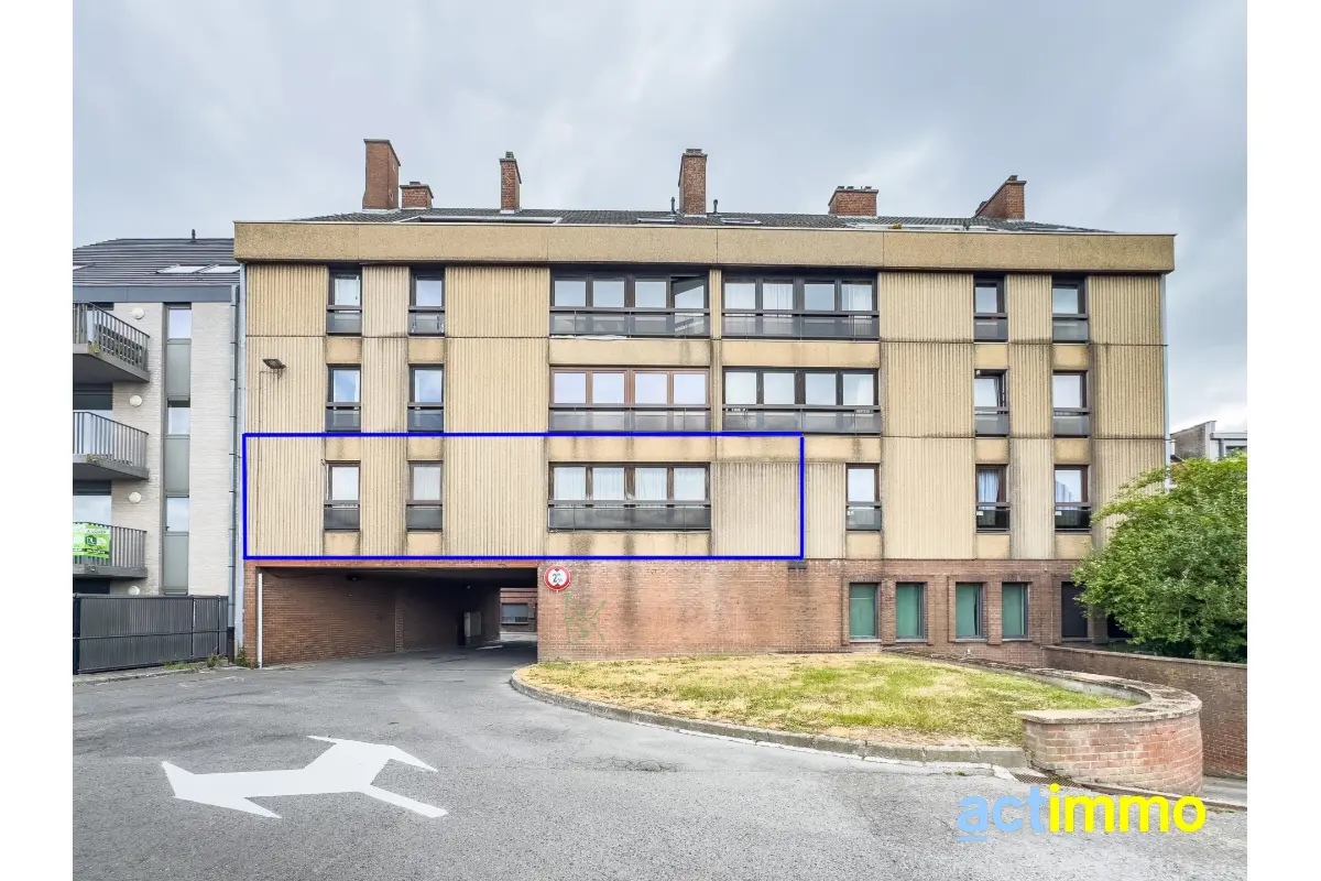 Appartement à vendre à Mouscron 7700 140000.00€ 2 chambres 100.00m² - annonce 561881