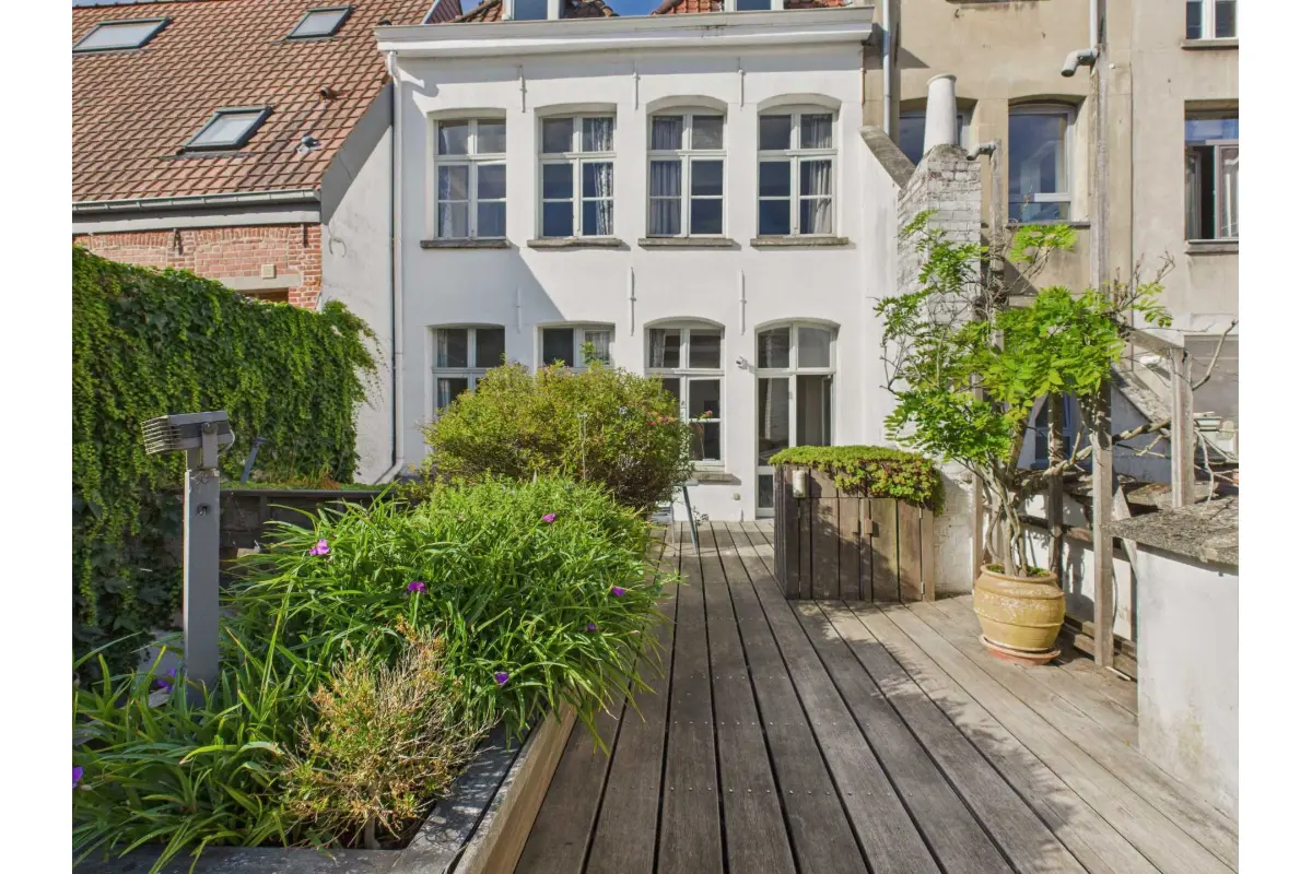 Immeuble mixte à vendre à Tournai 7500 420000.00€ 4 chambres 262.00m² - annonce 561236